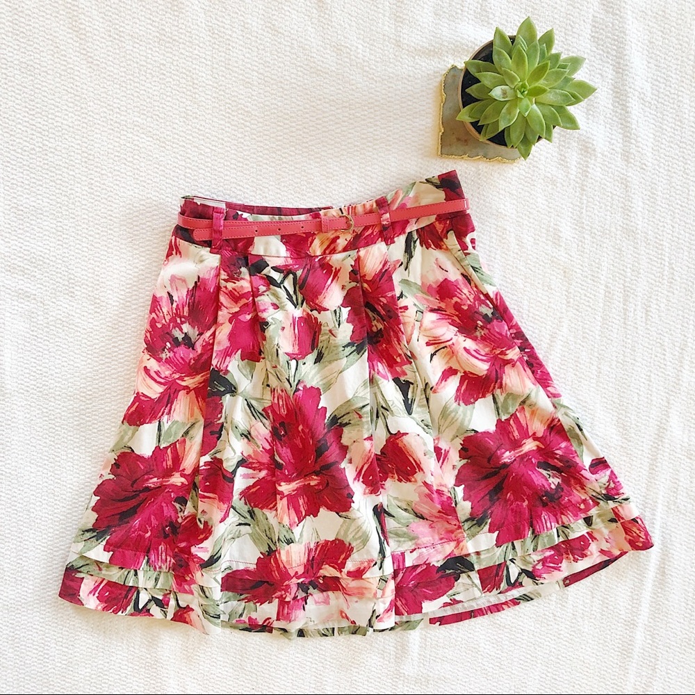 White House Black Market Pink Floral Skirt